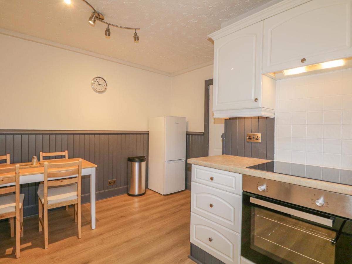 The Neuk Apartment Елджин Екстериор снимка