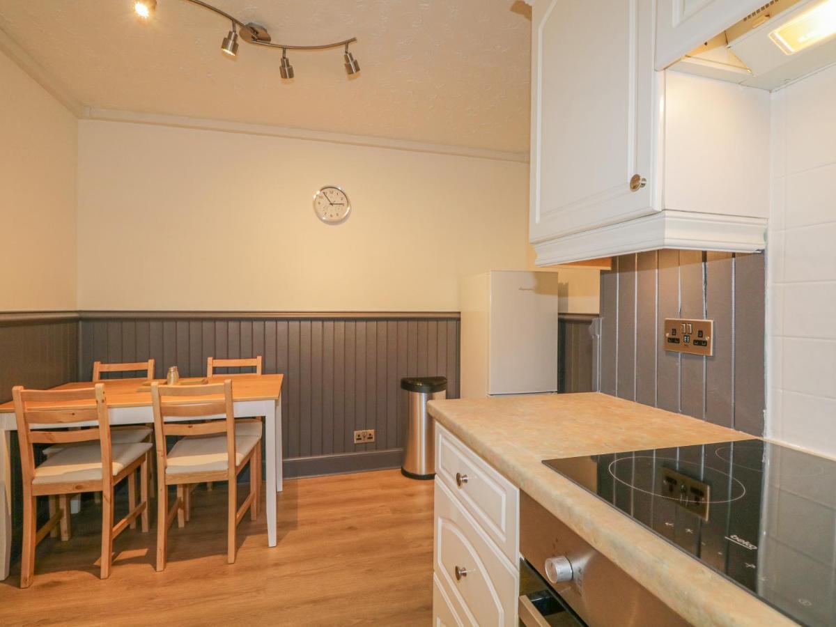 The Neuk Apartment Елджин Екстериор снимка